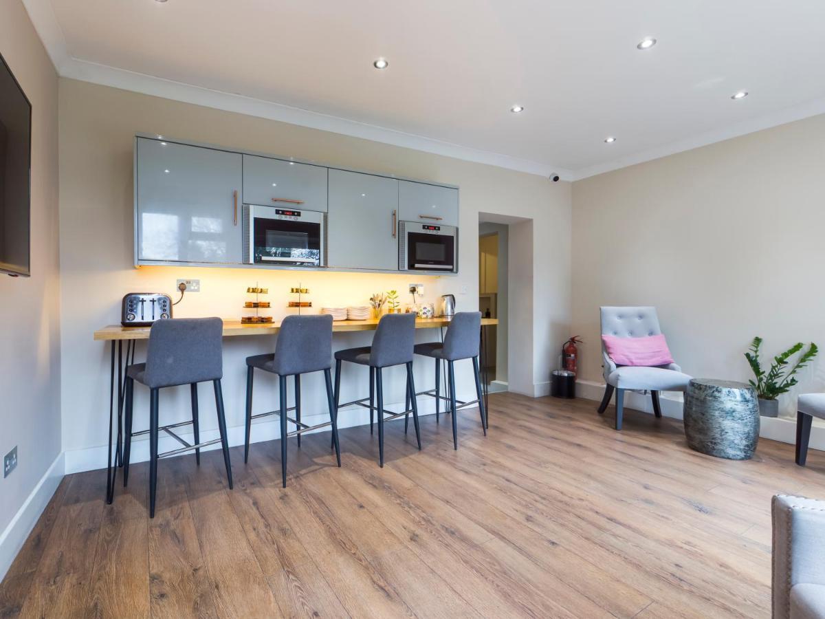The Westerly London Exterior foto